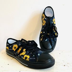 Never worn Converse style custom designed floral sneakers yellow flowers w black
